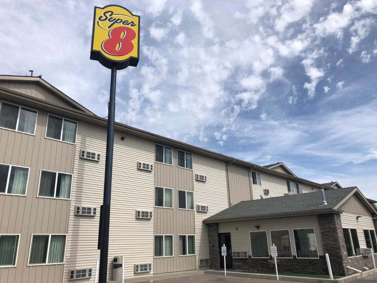 Super 8 By Wyndham Pocatello Hotell Exteriör bild
